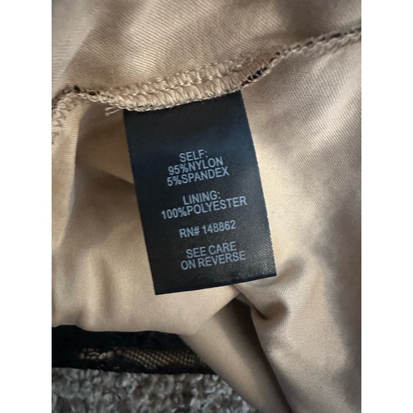 Torrid Women's Deep Black Stretch Lace High Neck Sleeveless Tank Top - Picture 3 of 3